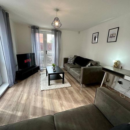 2Br City Side Apartment Belfast Bagian luar foto